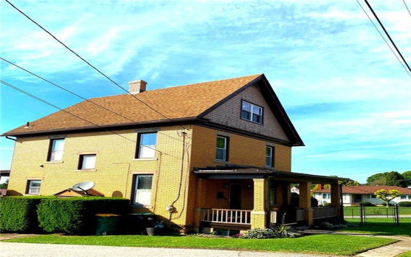 417 3rd Ave, Derry, 15627, 4 Bedrooms Bedrooms, 9 Rooms Rooms,2 BathroomsBathrooms,Residential,For Sale,3rd Ave,1754637
