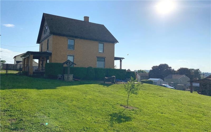 417 3rd Ave, Derry, 15627, 4 Bedrooms Bedrooms, 9 Rooms Rooms,2 BathroomsBathrooms,Residential,For Sale,3rd Ave,1754637