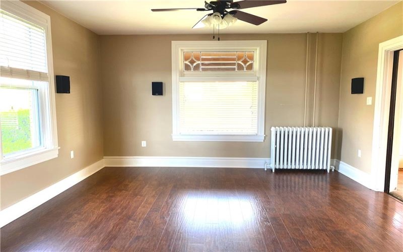 417 3rd Ave, Derry, 15627, 4 Bedrooms Bedrooms, 9 Rooms Rooms,2 BathroomsBathrooms,Residential,For Sale,3rd Ave,1754637