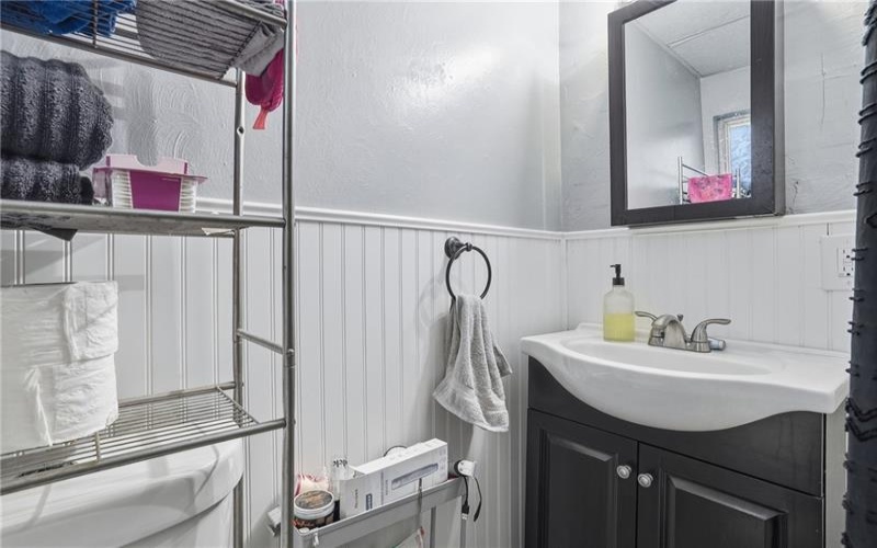 433 Cavitt Avenue, Trafford, 15085, ,Multi-unit,For Sale,Cavitt Avenue,1754680