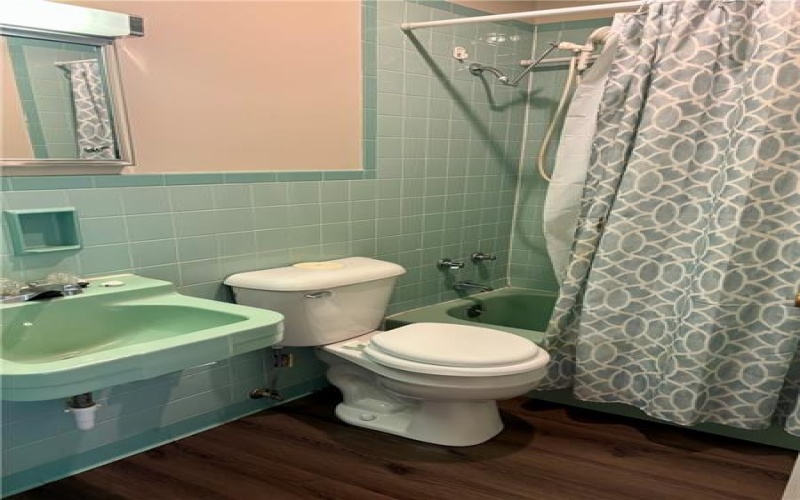 105 Pittsburgh St, Uniontown, 15401, 2 Bedrooms Bedrooms, ,1 BathroomBathrooms,Lease,For Rent,Pittsburgh St,1754689