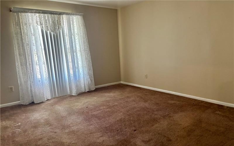105 Pittsburgh St, Uniontown, 15401, 2 Bedrooms Bedrooms, ,1 BathroomBathrooms,Lease,For Rent,Pittsburgh St,1754689