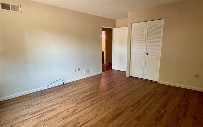 105 Pittsburgh St, Uniontown, 15401, 2 Bedrooms Bedrooms, ,1 BathroomBathrooms,Lease,For Rent,Pittsburgh St,1754691