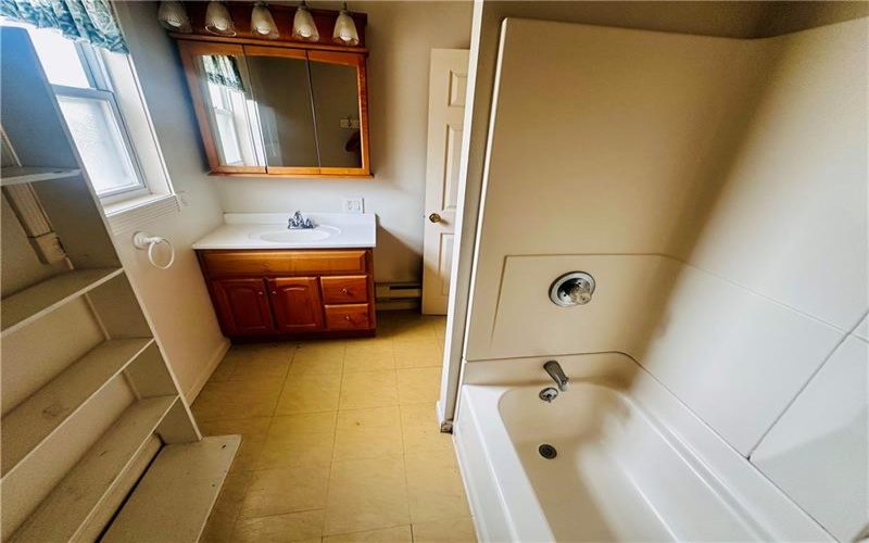 162 Franklin St, waynesburg, 15370, 3 Bedrooms Bedrooms, ,2.1 BathroomsBathrooms,Residential,For Sale,Franklin St,1754692