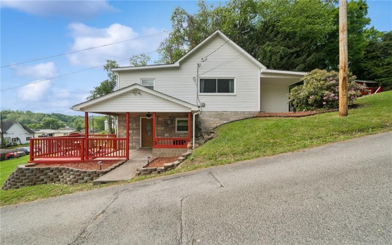 315 Walnut Street, Greensboro, 15338, 3 Bedrooms Bedrooms, 7 Rooms Rooms,1 BathroomBathrooms,Residential,For Sale,Walnut Street,1754717