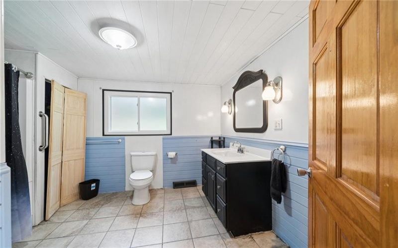 315 Walnut Street, Greensboro, 15338, 3 Bedrooms Bedrooms, 7 Rooms Rooms,1 BathroomBathrooms,Residential,For Sale,Walnut Street,1754717