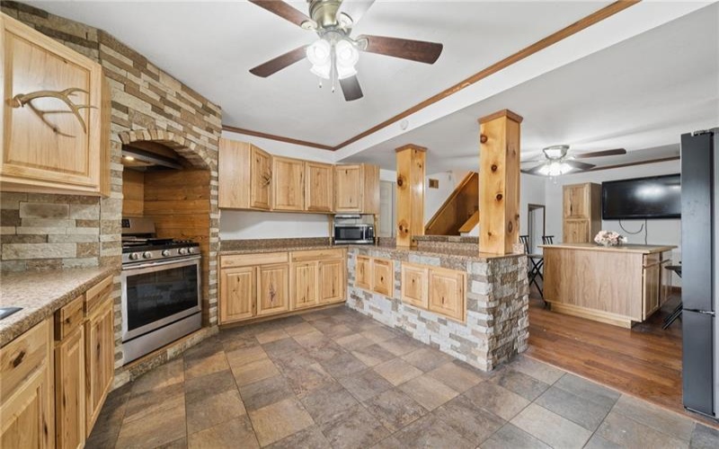 315 Walnut Street, Greensboro, 15338, 3 Bedrooms Bedrooms, 7 Rooms Rooms,1 BathroomBathrooms,Residential,For Sale,Walnut Street,1754717