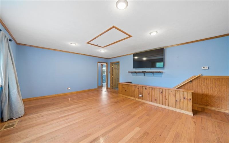 315 Walnut Street, Greensboro, 15338, 3 Bedrooms Bedrooms, 7 Rooms Rooms,1 BathroomBathrooms,Residential,For Sale,Walnut Street,1754717