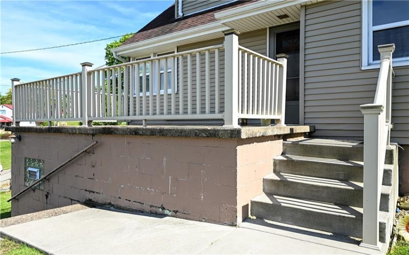 1255 Rosecrest Ave, Monessen, 15062, 3 Bedrooms Bedrooms, ,2.1 BathroomsBathrooms,Residential,For Sale,Rosecrest Ave,1754761