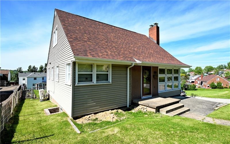 1255 Rosecrest Ave, Monessen, 15062, 3 Bedrooms Bedrooms, ,2.1 BathroomsBathrooms,Residential,For Sale,Rosecrest Ave,1754761