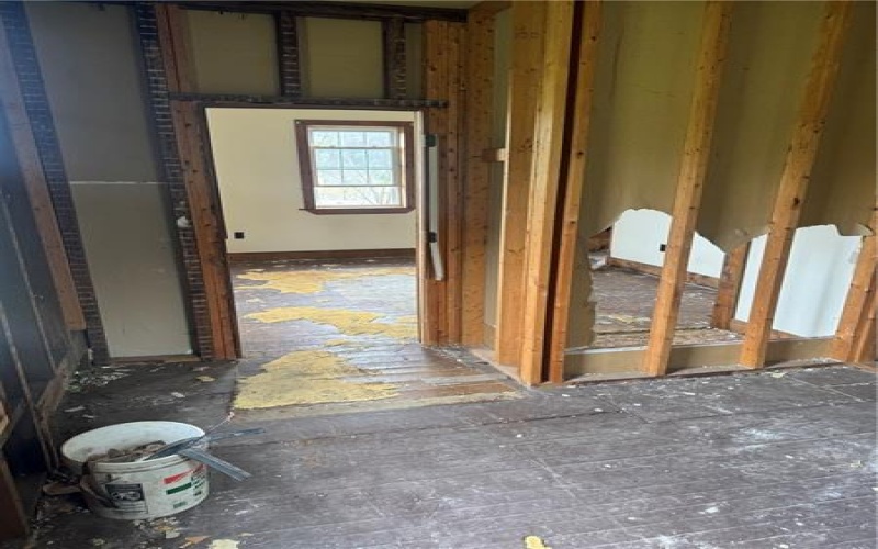 415 Schoolhouse Rd, Stoystown, 15563, 4 Bedrooms Bedrooms, ,1 BathroomBathrooms,Residential,For Sale,Schoolhouse Rd,1754782