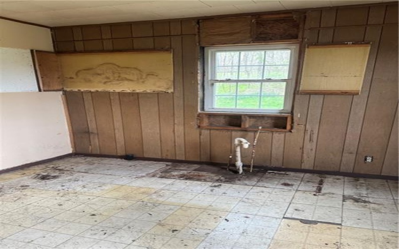 415 Schoolhouse Rd, Stoystown, 15563, 4 Bedrooms Bedrooms, ,1 BathroomBathrooms,Residential,For Sale,Schoolhouse Rd,1754782