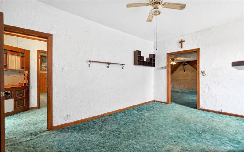 571 MAIN STREET, NORTH HUNTINGDON, 15642, 3 Bedrooms Bedrooms, 10 Rooms Rooms,2 BathroomsBathrooms,Residential,For Sale,MAIN STREET,1754921
