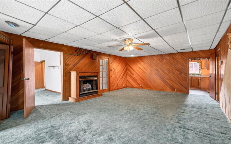 571 MAIN STREET, NORTH HUNTINGDON, 15642, 3 Bedrooms Bedrooms, 10 Rooms Rooms,2 BathroomsBathrooms,Residential,For Sale,MAIN STREET,1754921