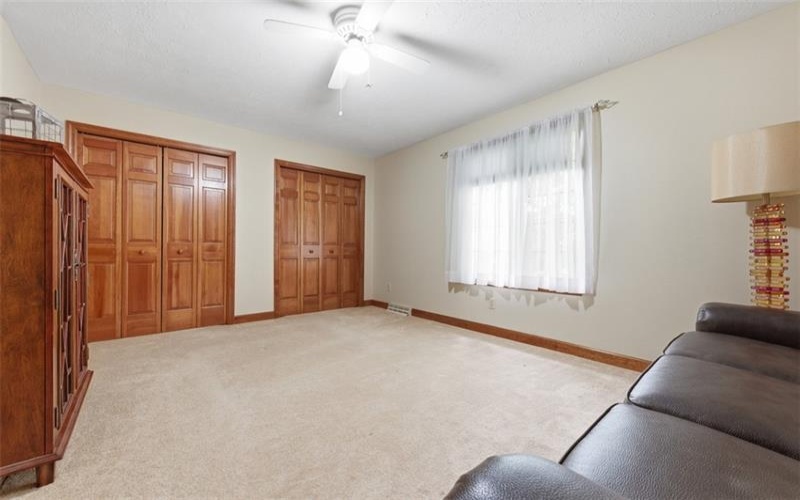261 Finnin Road, New Kensington, 15068, 3 Bedrooms Bedrooms, 10 Rooms Rooms,2.1 BathroomsBathrooms,Residential,For Sale,Finnin Road,1755015