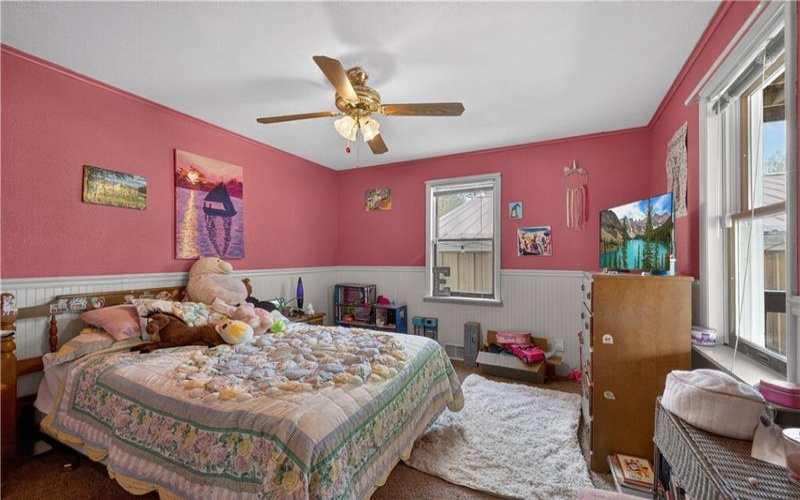 201 Main St, New Freeport, 15352, 3 Bedrooms Bedrooms, 9 Rooms Rooms,2 BathroomsBathrooms,Residential,For Sale,Main St,1755043