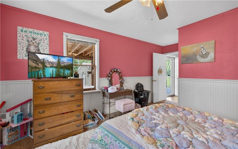 201 Main St, New Freeport, 15352, 3 Bedrooms Bedrooms, 9 Rooms Rooms,2 BathroomsBathrooms,Residential,For Sale,Main St,1755043
