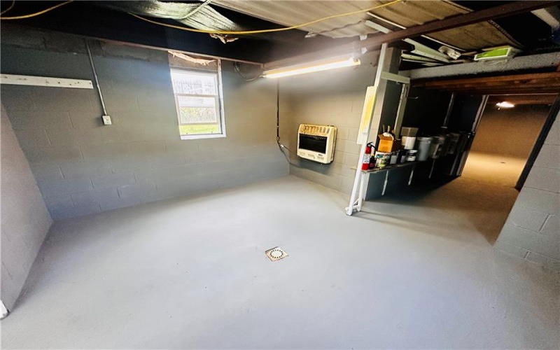 142 East Alley, waynesburg, 15370, 3 Bedrooms Bedrooms, ,2 BathroomsBathrooms,Residential,For Sale,East Alley,1755075