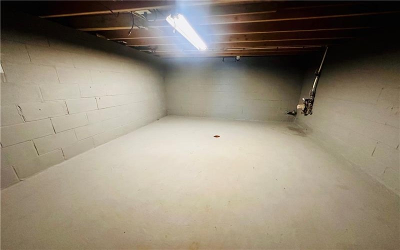 142 East Alley, waynesburg, 15370, 3 Bedrooms Bedrooms, ,2 BathroomsBathrooms,Residential,For Sale,East Alley,1755075