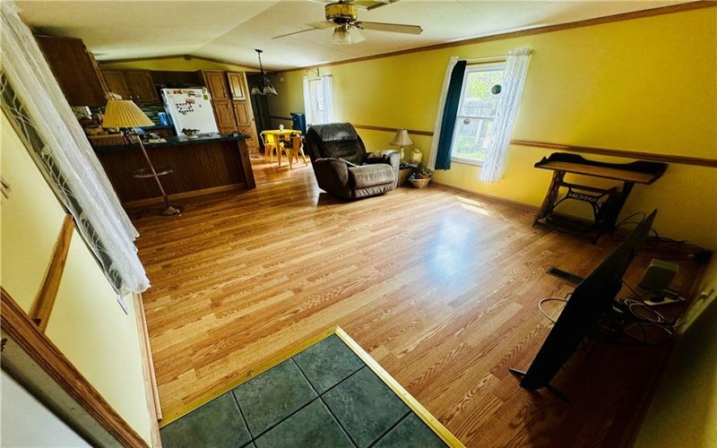142 East Alley, waynesburg, 15370, 3 Bedrooms Bedrooms, ,2 BathroomsBathrooms,Residential,For Sale,East Alley,1755075