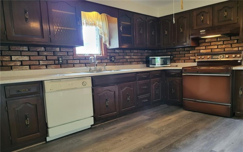 44 Clover Dr, Latrobe, 15650, 3 Bedrooms Bedrooms, 8 Rooms Rooms,2 BathroomsBathrooms,Residential,For Sale,Clover Dr,1755122