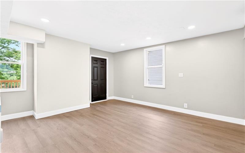 208 Wood Street, Bellle Vernon, 15012, 2 Bedrooms Bedrooms, 5 Rooms Rooms,1 BathroomBathrooms,Residential,For Sale,Wood Street,1755143