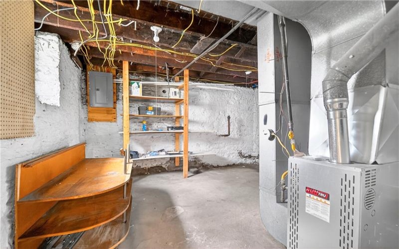 208 Wood Street, Bellle Vernon, 15012, 2 Bedrooms Bedrooms, 5 Rooms Rooms,1 BathroomBathrooms,Residential,For Sale,Wood Street,1755143