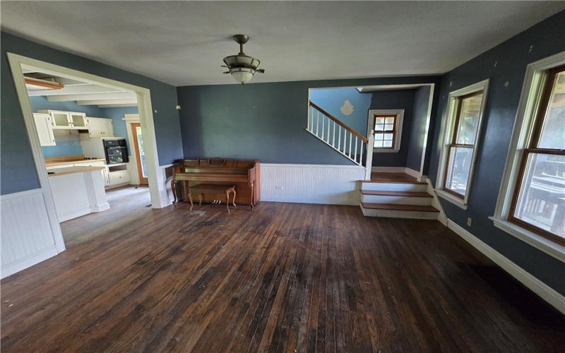 76 Rainey, Eighty Four, 15330, 4 Bedrooms Bedrooms, ,1.1 BathroomsBathrooms,Farm-acreage-lot,For Sale,Barn60x50,pole50x30,garage,Rainey,1755164