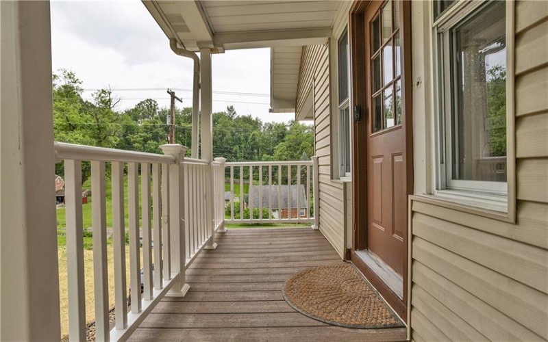 7661 Pennsylvania Ave, Irwin, 15642, 3 Bedrooms Bedrooms, 9 Rooms Rooms,3 BathroomsBathrooms,Residential,For Sale,Pennsylvania Ave,1755172