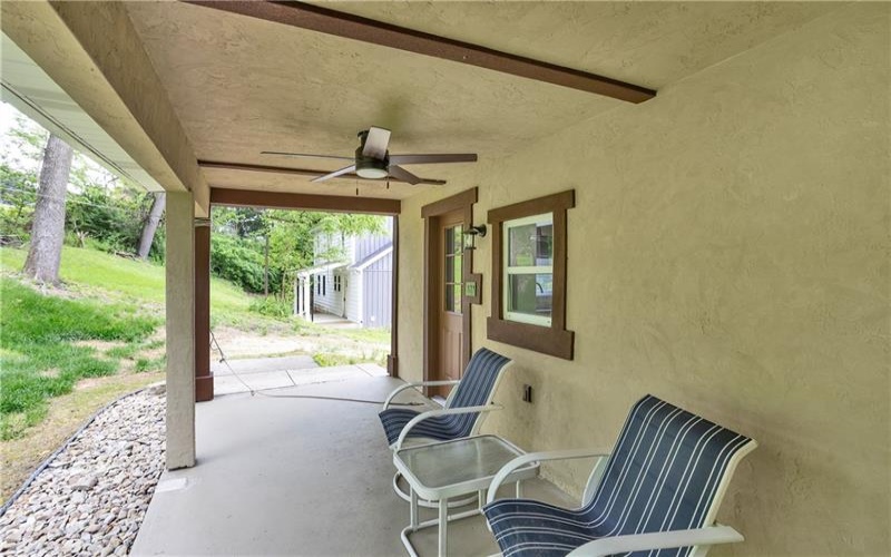 7661 Pennsylvania Ave, Irwin, 15642, 3 Bedrooms Bedrooms, 9 Rooms Rooms,3 BathroomsBathrooms,Residential,For Sale,Pennsylvania Ave,1755172
