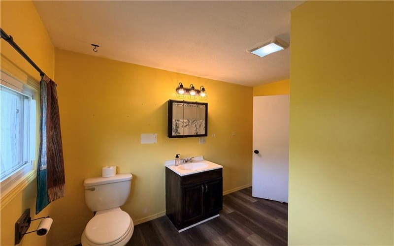 33 Hubbard Rd, Burgettstown, 15021, 2 Bedrooms Bedrooms, 5 Rooms Rooms,1.1 BathroomsBathrooms,Residential,For Sale,Hubbard Rd,1755204