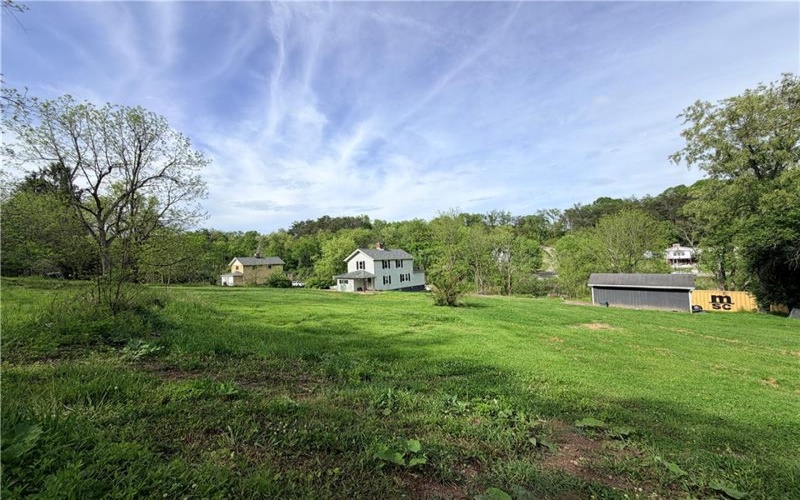 33 Hubbard Rd, Burgettstown, 15021, 2 Bedrooms Bedrooms, 5 Rooms Rooms,1.1 BathroomsBathrooms,Residential,For Sale,Hubbard Rd,1755204