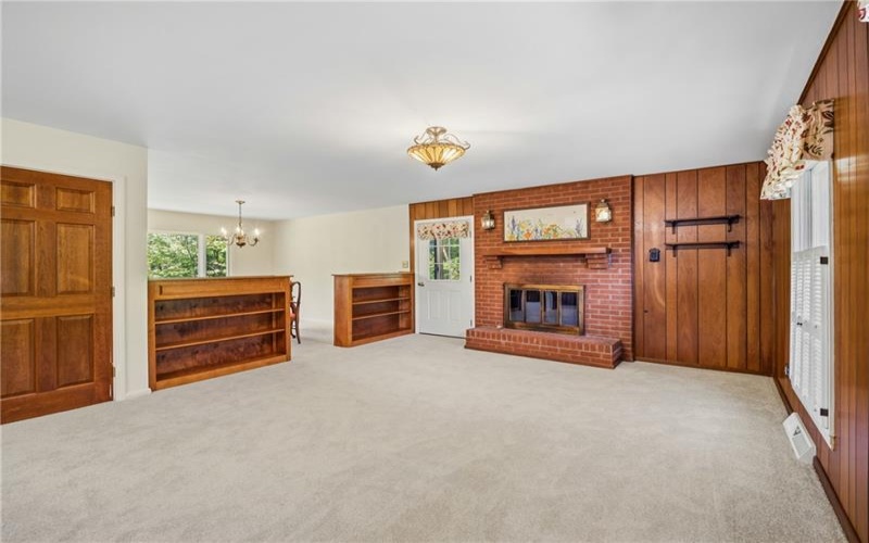 123 Hermitage Circle, Ligonier, 15658, 3 Bedrooms Bedrooms, 9 Rooms Rooms,2 BathroomsBathrooms,Residential,For Sale,Hermitage Circle,1755212