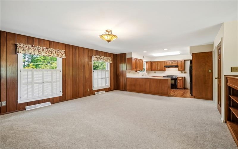 123 Hermitage Circle, Ligonier, 15658, 3 Bedrooms Bedrooms, 9 Rooms Rooms,2 BathroomsBathrooms,Residential,For Sale,Hermitage Circle,1755212