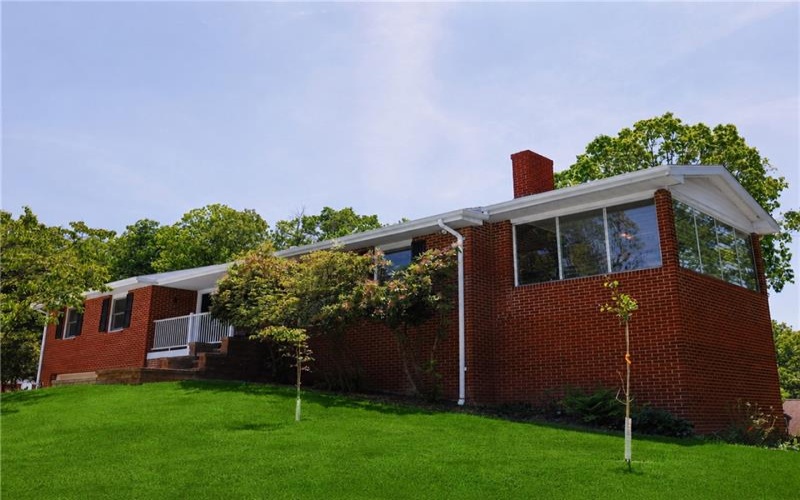 123 Hermitage Circle, Ligonier, 15658, 3 Bedrooms Bedrooms, 9 Rooms Rooms,2 BathroomsBathrooms,Residential,For Sale,Hermitage Circle,1755212