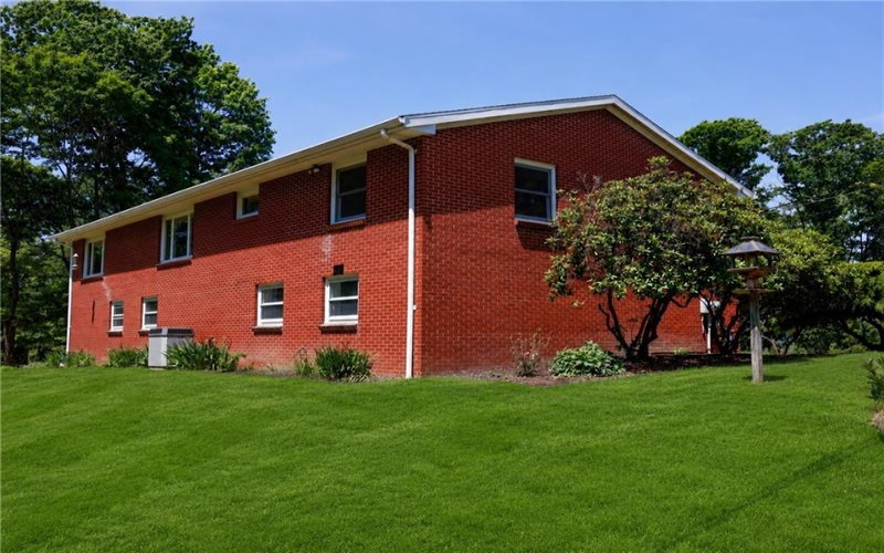 123 Hermitage Circle, Ligonier, 15658, 3 Bedrooms Bedrooms, 9 Rooms Rooms,2 BathroomsBathrooms,Residential,For Sale,Hermitage Circle,1755212