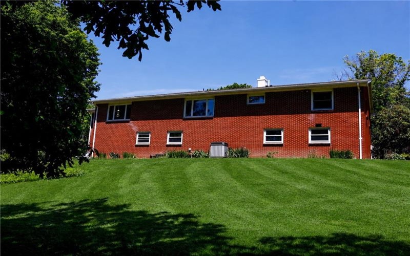 123 Hermitage Circle, Ligonier, 15658, 3 Bedrooms Bedrooms, 9 Rooms Rooms,2 BathroomsBathrooms,Residential,For Sale,Hermitage Circle,1755212