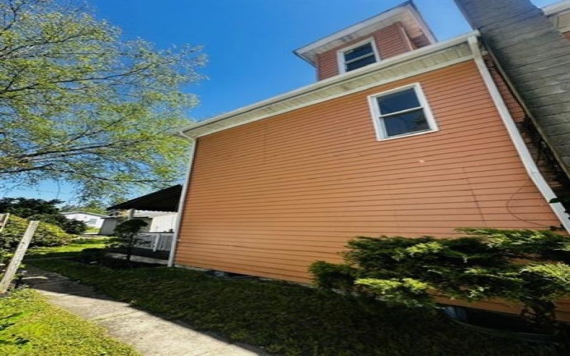 321 4th St, Derry, 15627, 4 Bedrooms Bedrooms, 9 Rooms Rooms,1.1 BathroomsBathrooms,Residential,For Sale,4th St,1755215