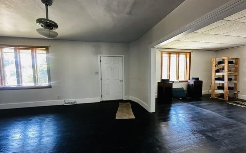 321 4th St, Derry, 15627, 4 Bedrooms Bedrooms, 9 Rooms Rooms,1.1 BathroomsBathrooms,Residential,For Sale,4th St,1755215