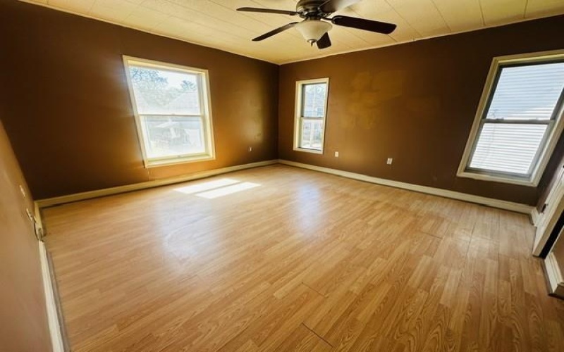 321 4th St, Derry, 15627, 4 Bedrooms Bedrooms, 9 Rooms Rooms,1.1 BathroomsBathrooms,Residential,For Sale,4th St,1755215