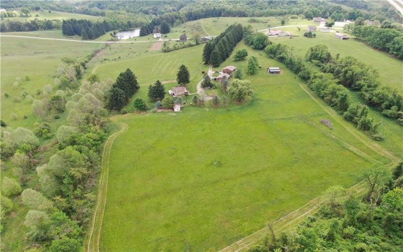 133 Baer Rd, Smock, 15480, 3 Bedrooms Bedrooms, ,1.1 BathroomsBathrooms,Residential,For Sale,Baer Rd,1755541
