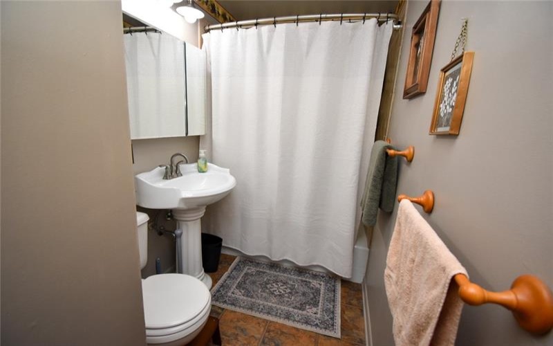 133 Baer Rd, Smock, 15480, 3 Bedrooms Bedrooms, ,1.1 BathroomsBathrooms,Residential,For Sale,Baer Rd,1755541
