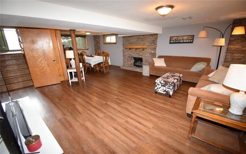 133 Baer Rd, Smock, 15480, 3 Bedrooms Bedrooms, ,1.1 BathroomsBathrooms,Residential,For Sale,Baer Rd,1755541