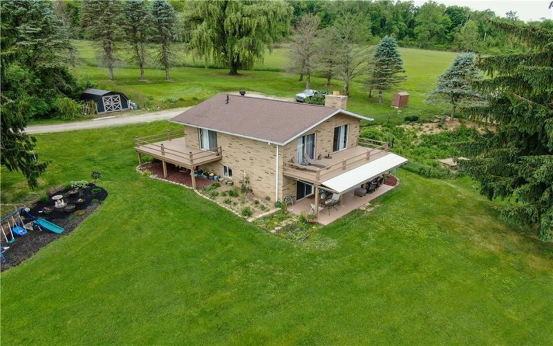 133 Baer Rd, Smock, 15480, 3 Bedrooms Bedrooms, ,1.1 BathroomsBathrooms,Residential,For Sale,Baer Rd,1755541
