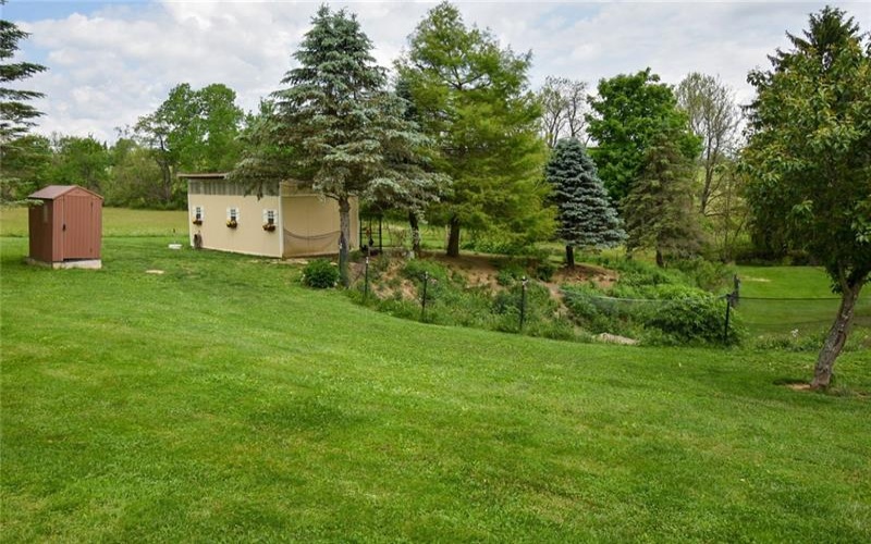 133 Baer Rd, Smock, 15480, 3 Bedrooms Bedrooms, ,1.1 BathroomsBathrooms,Residential,For Sale,Baer Rd,1755541