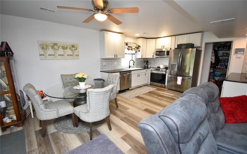 133 Baer Rd, Smock, 15480, 3 Bedrooms Bedrooms, ,1.1 BathroomsBathrooms,Residential,For Sale,Baer Rd,1755541