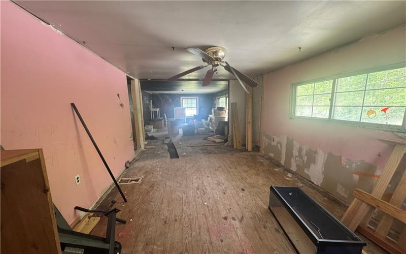 371 Garner Run Rd, Waynesburg, 15370, 3 Bedrooms Bedrooms, ,1 BathroomBathrooms,Residential,For Sale,Garner Run Rd,1755581