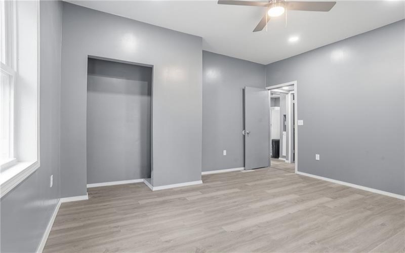 27 1st St, Slovan, 15078, ,Multi-unit,For Sale,1st St,1755582