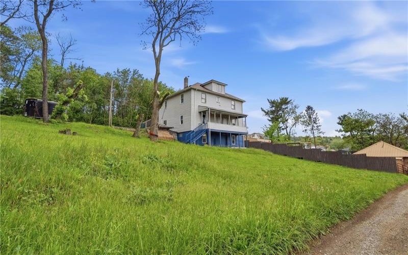 27 1st St, Slovan, 15078, ,Multi-unit,For Sale,1st St,1755582