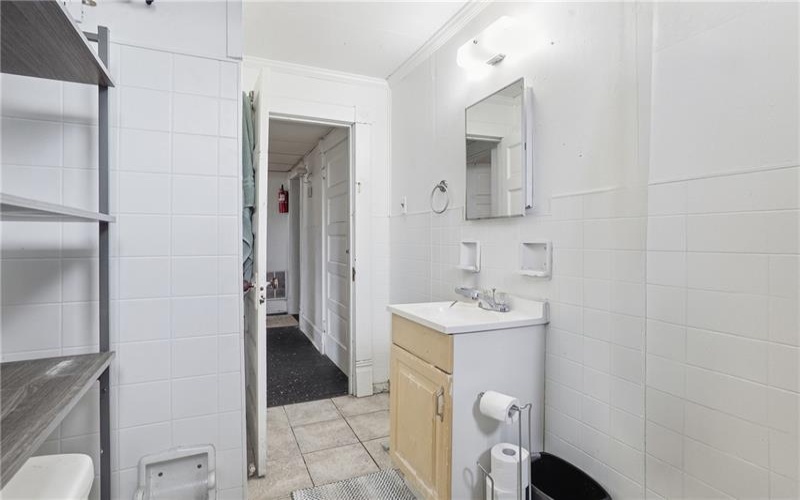 27 1st St, Slovan, 15078, ,Multi-unit,For Sale,1st St,1755582